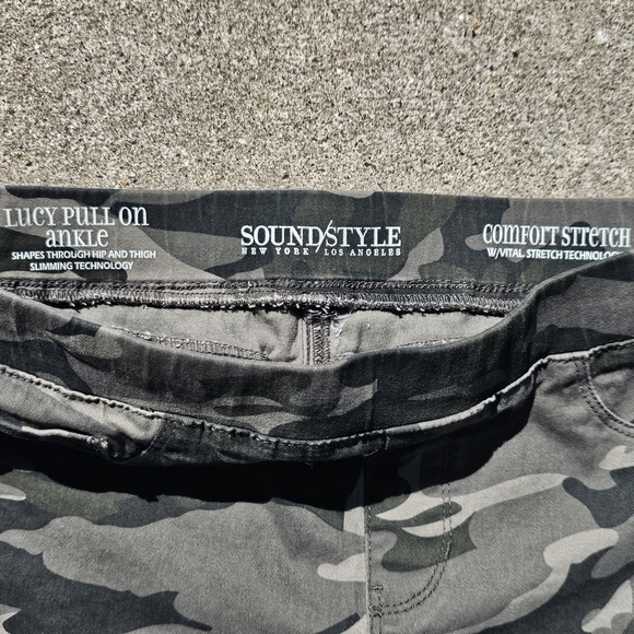 Camouflage Lucy pull on ankle leggings - Picture 7 of 9